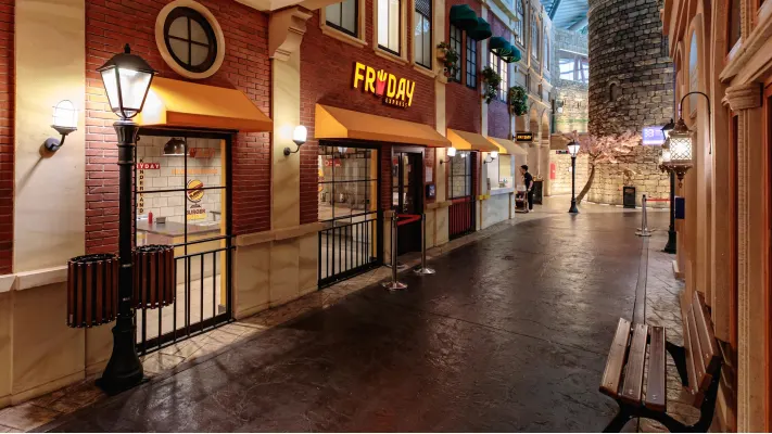 Fryday Deniz Mall